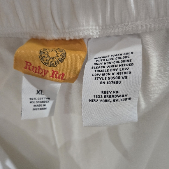 Ruby Rd. Pants - Picture 2 of 3